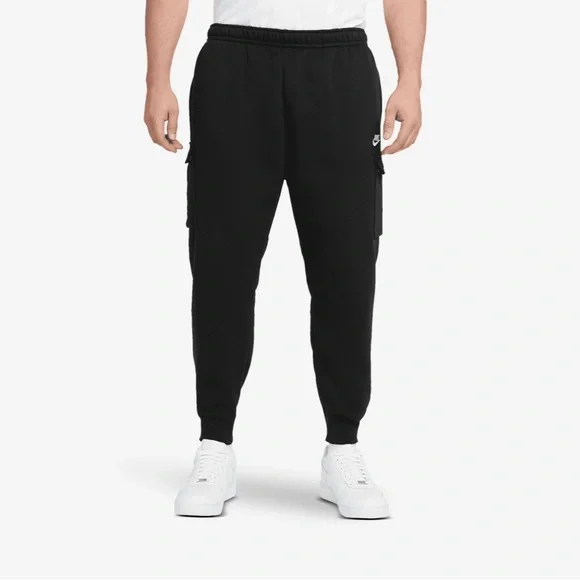 NWT Nike Sportswear Club Fleece Cargo Joggers/Sweat Pants - Picture 1 of 8